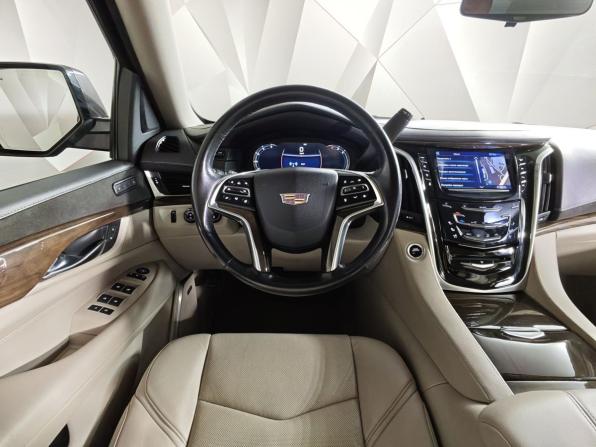 Cadillac Escalade IV с пробегом 2019 года, цена 4 665 000 рублей, 153405 км, внедорожник, Автокод Объявления