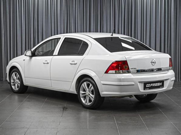 Opel Astra H Рестайлинг с пробегом 2011 года, цена 680 000 рублей, 237595 км, седан, Автокод Объявления