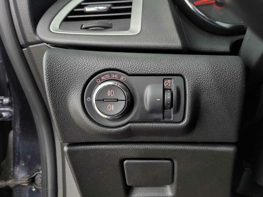 Opel Astra J Рестайлинг Москва  - изображение 8