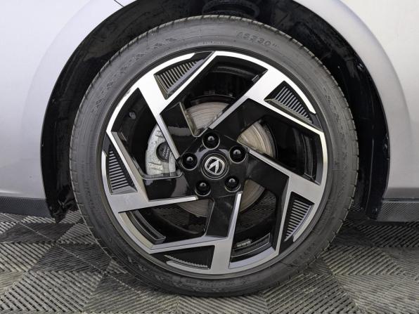 Changan Lamore с пробегом 2023 года, цена 1 970 000 рублей, 21400 км, седан, Автокод Объявления