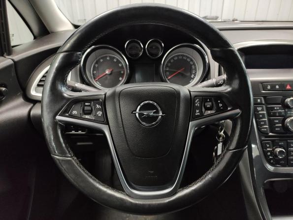 Opel Astra J Рестайлинг с пробегом 2012 года, цена 787 000 рублей, 175360 км, хэтчбек, Автокод Объявления