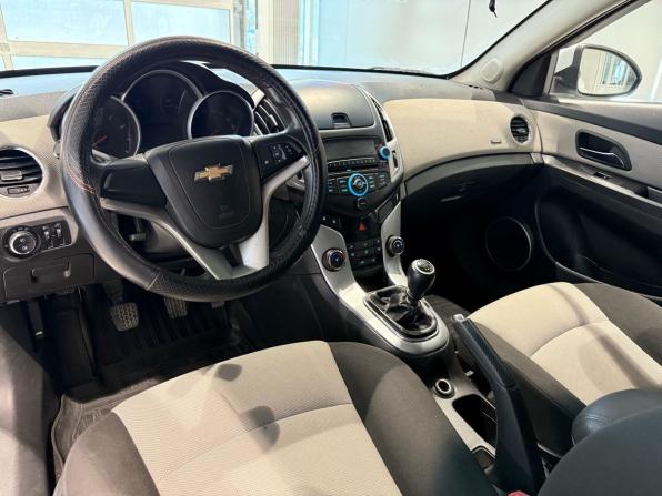 Chevrolet Cruze I Рестайлинг с пробегом 2013 года, цена 699 000 рублей, 155000 км, хэтчбек, Автокод Объявления