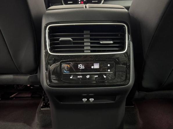 Новый Volkswagen Tavendor I 2026 года, цена 5 649 000 рублей, внедорожник, Автокод Объявления
