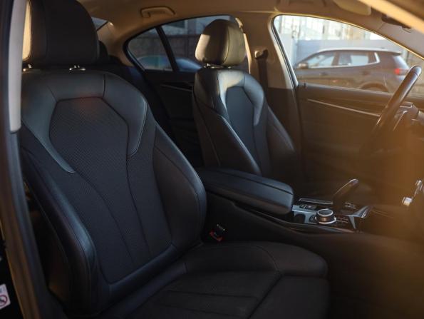 BMW 5 серии VII (G30/G31/G38) с пробегом 2019 года, цена 3 699 000 рублей, 106151 км, седан, Автокод Объявления