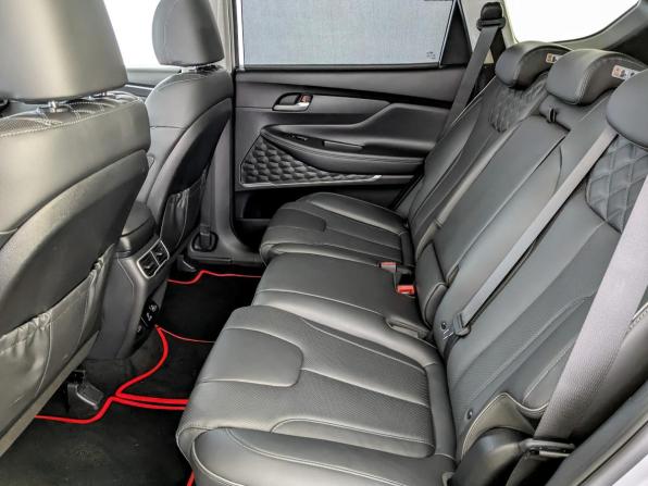 Hyundai Santa Fe IV Рестайлинг с пробегом 2022 года, цена 4 250 000 рублей, 62351 км, внедорожник, Автокод Объявления