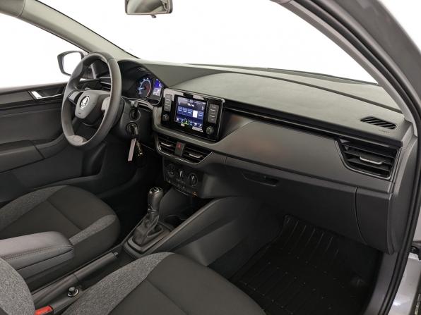 Skoda Rapid II с пробегом 2021 года, цена 1 470 000 рублей, 76273 км, лифтбек, Автокод Объявления