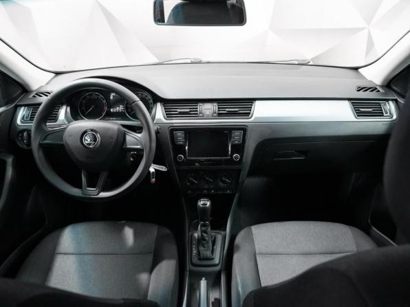 Skoda Rapid I Рестайлинг с пробегом 2018 года, цена 1 181 000 рублей, 103694 км, лифтбек, Автокод Объявления