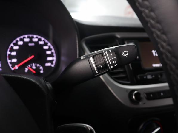 Hyundai Solaris II с пробегом 2020 года, цена 1 439 000 рублей, 62850 км, седан, Автокод Объявления