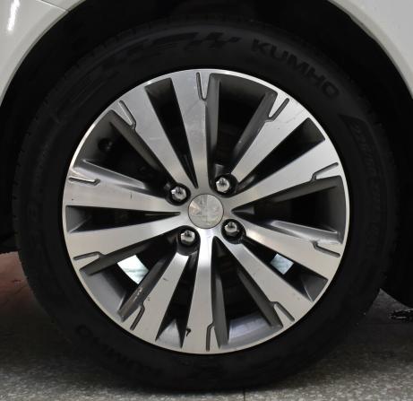 Peugeot 3008 I Рестайлинг с пробегом 2014 года, цена 1 040 000 рублей, 193361 км, внедорожник, Автокод Объявления