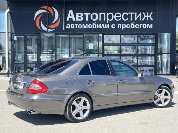Mercedes-Benz E-Класс III (W211 S211) Рестайлинг с пробегом 2008 года, цена 900 000 рублей, 246054 км, седан, Автокод Объявления