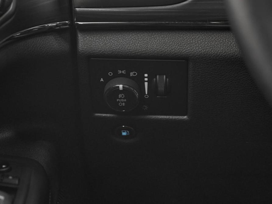 Jeep Grand Cherokee IV (WK2) Рестайлинг Москва  - изображение 18