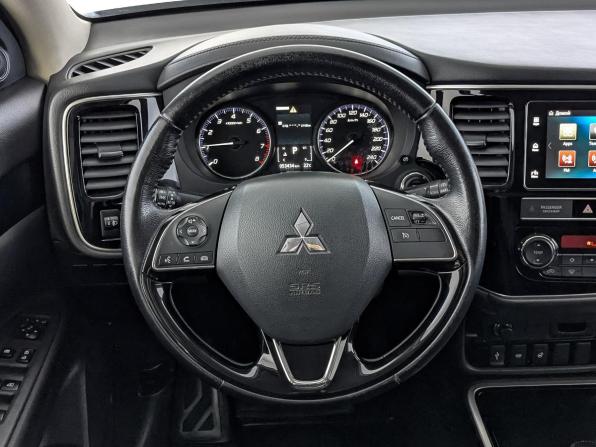 Mitsubishi Outlander III Рестайлинг 3 с пробегом 2019 года, цена 2 390 000 рублей, 53425 км, внедорожник, Автокод Объявления