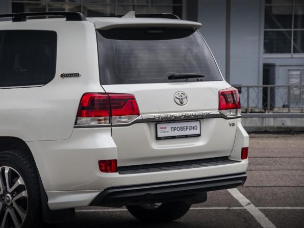 Toyota Land Cruiser 200 Series Рестайлинг 2 с пробегом 2017 года, цена 8 108 000 рублей, 83808 км, внедорожник, Автокод Объявления