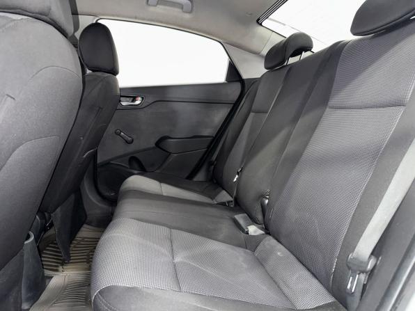 Hyundai Solaris II Рестайлинг с пробегом 2020 года, цена 830 000 рублей, 332494 км, седан, Автокод Объявления