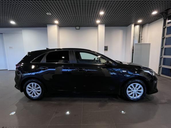 Kia Ceed III с пробегом 2020 года, цена 1 650 000 рублей, 129430 км, универсал, Автокод Объявления