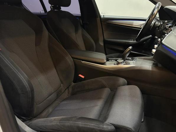 BMW 5 серии VII (G30/G31/G38) с пробегом 2018 года, цена 3 197 000 рублей, 146200 км, седан, Автокод Объявления