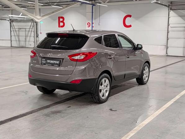Hyundai ix35 I Рестайлинг с пробегом 2014 года, цена 1 240 000 рублей, 193308 км, внедорожник, Автокод Объявления