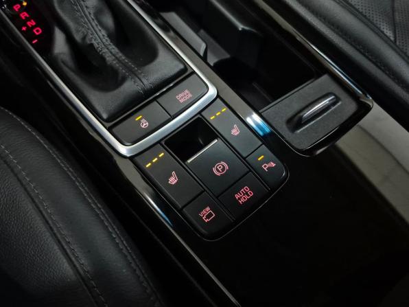 Kia Optima IV Рестайлинг с пробегом 2019 года, цена 1 995 000 рублей, 115294 км, седан, Автокод Объявления