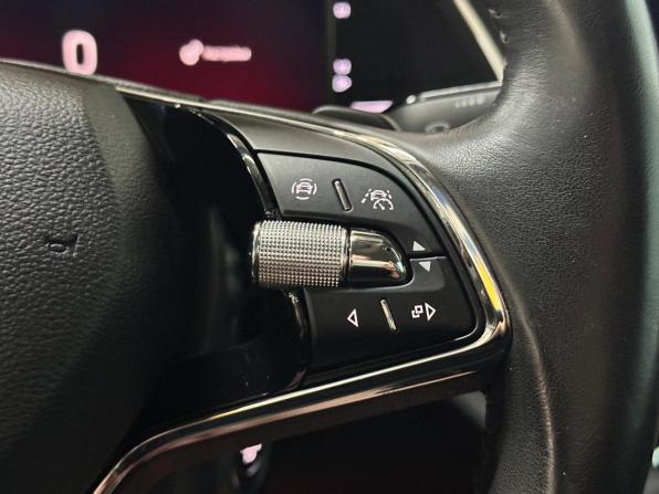 Skoda Octavia IV (A8) с пробегом 2020 года, цена 2 221 000 рублей, 117165 км, лифтбек, Автокод Объявления