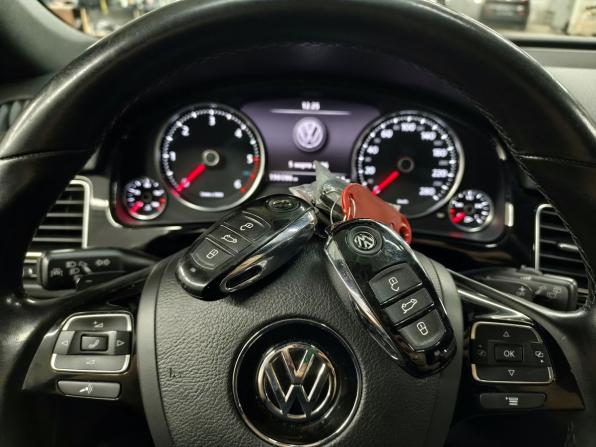Volkswagen Touareg II Рестайлинг с пробегом 2018 года, цена 2 803 000 рублей, 198087 км, внедорожник, Автокод Объявления