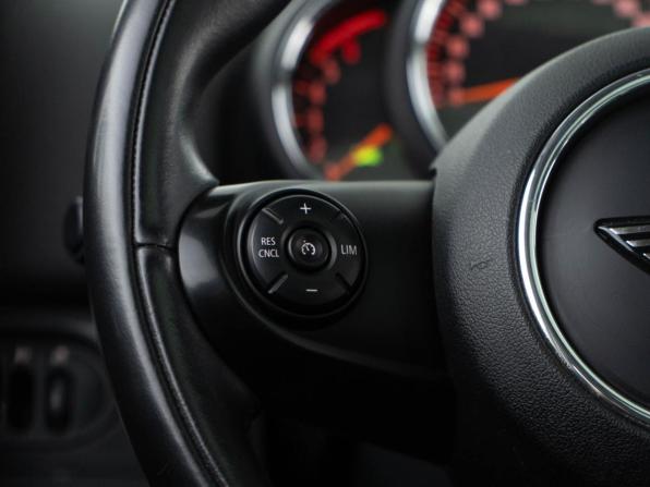 Mini Countryman II с пробегом 2018 года, цена 2 098 999 рублей, 120461 км, внедорожник, Автокод Объявления