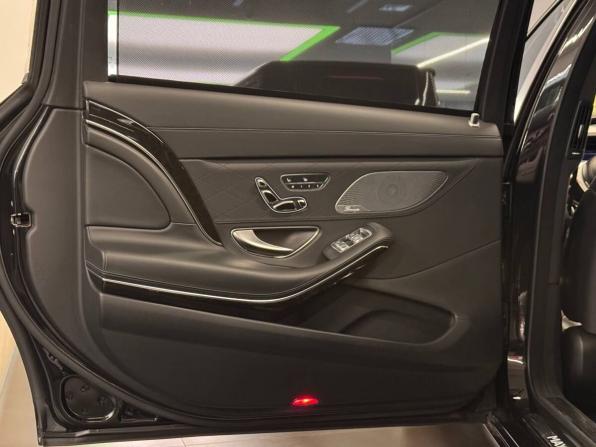 Mercedes-Benz Maybach S-Класс I (X222) Рестайлинг с пробегом 2018 года, цена 5 597 000 рублей, 118071 км, седан, Автокод Объявления