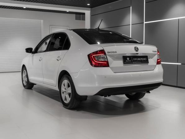 Skoda Rapid I Рестайлинг с пробегом 2018 года, цена 1 575 000 рублей, 71916 км, лифтбек, Автокод Объявления