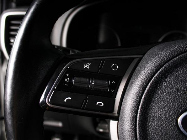 Kia Sportage IV Рестайлинг с пробегом 2021 года, цена 2 419 000 рублей, 85000 км, внедорожник, Автокод Объявления