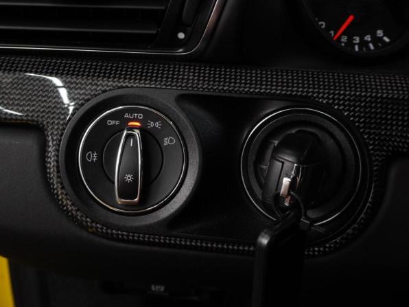 Porsche 911 VII (991) Рестайлинг с пробегом 2016 года, цена 9 270 000 рублей, 38870 км, купе, Автокод Объявления