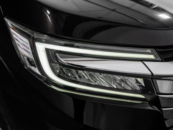 Honda Stepwgn V Рестайлинг с пробегом 2017 года, цена 2 299 500 рублей, 78450 км, минивэн, Автокод Объявления
