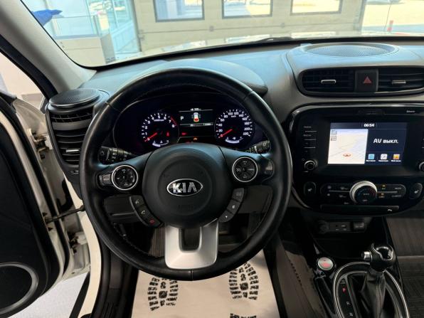 Kia Soul II Рестайлинг с пробегом 2017 года, цена 1 638 000 рублей, 115387 км, хэтчбек, Автокод Объявления