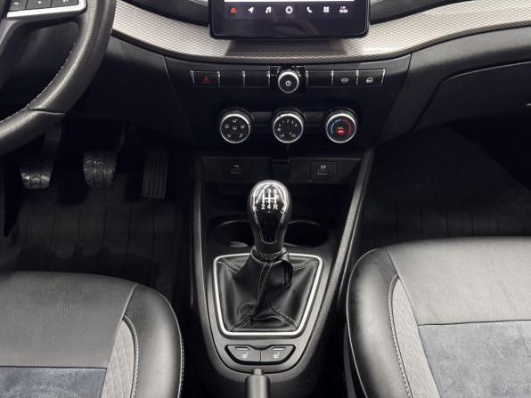 Lada (ВАЗ) Vesta I Рестайлинг (NG) с пробегом 2023 года, цена 999 000 рублей, 127125 км, седан, Автокод Объявления