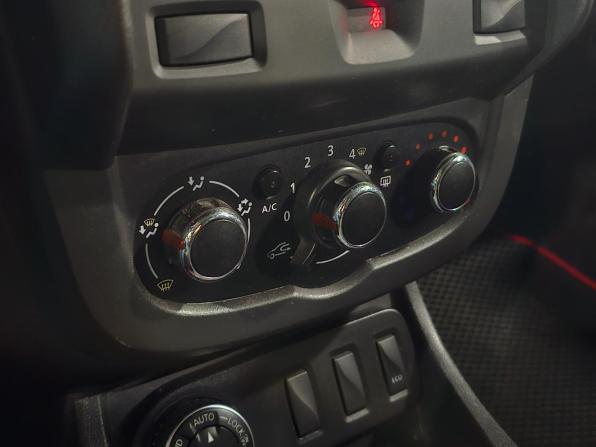 Renault Duster I Рестайлинг с пробегом 2020 года, цена 900 000 рублей, 98600 км, внедорожник, Автокод Объявления