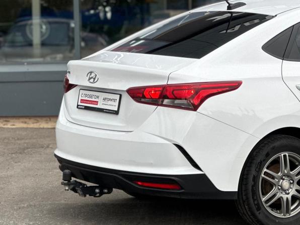 Hyundai Solaris II Рестайлинг с пробегом 2021 года, цена 1 139 000 рублей, 135459 км, седан, Автокод Объявления