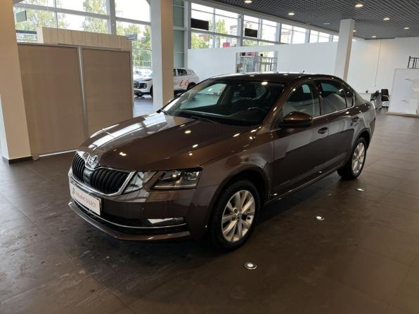 Skoda Octavia III (A7) Рестайлинг с пробегом 2018 года, цена 1 750 000 рублей, 121065 км, лифтбек, Автокод Объявления