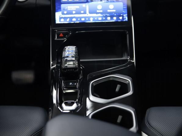 Geely Atlas II с пробегом 2024 года, цена 2 750 000 рублей, 119537 км, внедорожник, Автокод Объявления