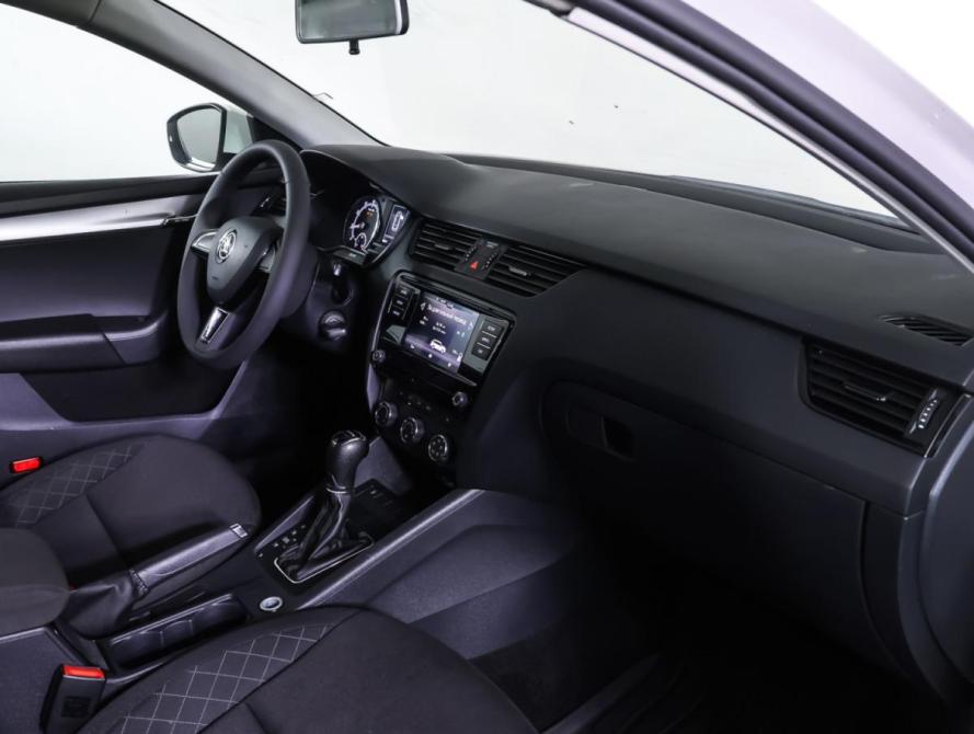 Skoda Octavia III (A7) Рестайлинг Москва  - изображение 12