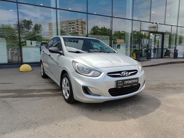 Hyundai Solaris I с пробегом 2014 года, цена 770 000 рублей, 188469 км, седан, Автокод Объявления