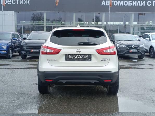 Nissan Qashqai II с пробегом 2017 года, цена 1 695 000 рублей, 114913 км, внедорожник, Автокод Объявления