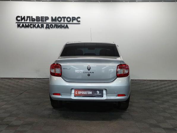 Renault Logan II с пробегом 2017 года, цена 670 000 рублей, 104500 км, седан, Автокод Объявления