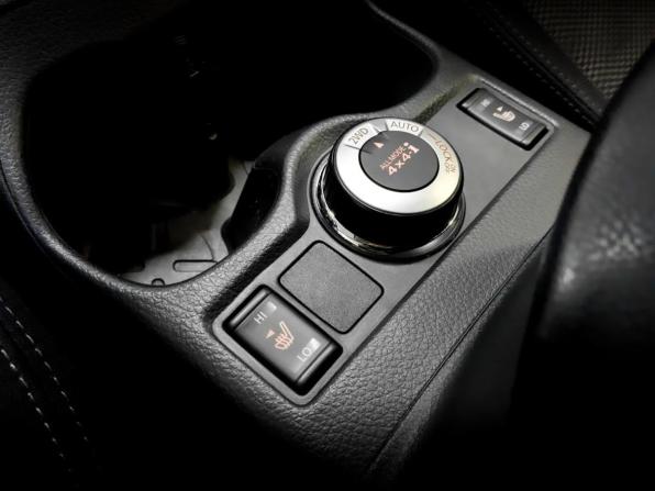 Nissan Qashqai II с пробегом 2018 года, цена 1 825 000 рублей, 132592 км, внедорожник, Автокод Объявления