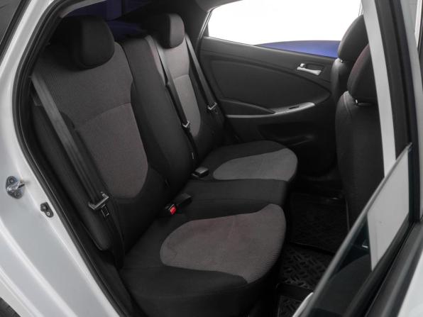 Hyundai Solaris I с пробегом 2011 года, цена 819 000 рублей, 122523 км, седан, Автокод Объявления