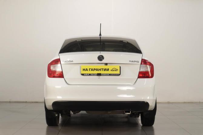 Skoda Rapid I с пробегом 2014 года, цена 749 000 рублей, 205441 км, лифтбек, Автокод Объявления