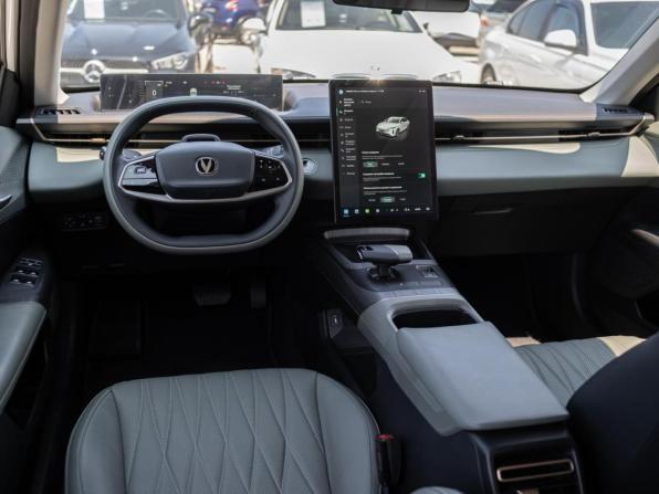 Changan Lamore с пробегом 2023 года, цена 1 979 000 рублей, 20606 км, седан, Автокод Объявления