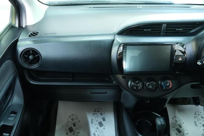 Toyota Vitz III (XP130) Рестайлинг 2 с пробегом 2019 года, цена 1 099 000 рублей, 90800 км, хэтчбек, Автокод Объявления