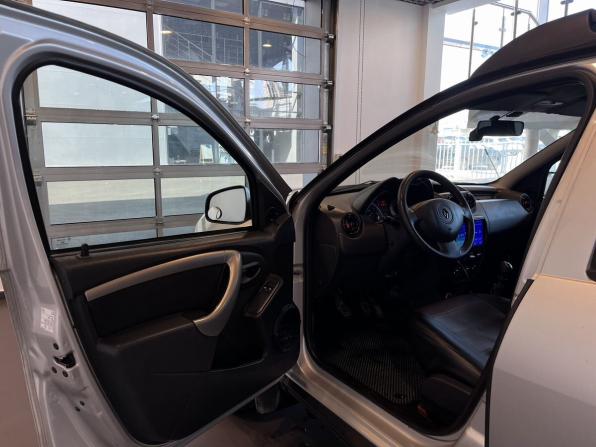 Renault Duster I с пробегом 2014 года, цена 1 035 000 рублей, 111040 км, внедорожник, Автокод Объявления