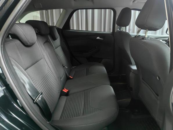 Ford Focus III Рестайлинг с пробегом 2015 года, цена 1 048 000 рублей, 61000 км, универсал, Автокод Объявления