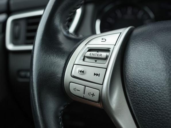 Nissan Qashqai II с пробегом 2016 года, цена 1 949 000 рублей, 98604 км, внедорожник, Автокод Объявления
