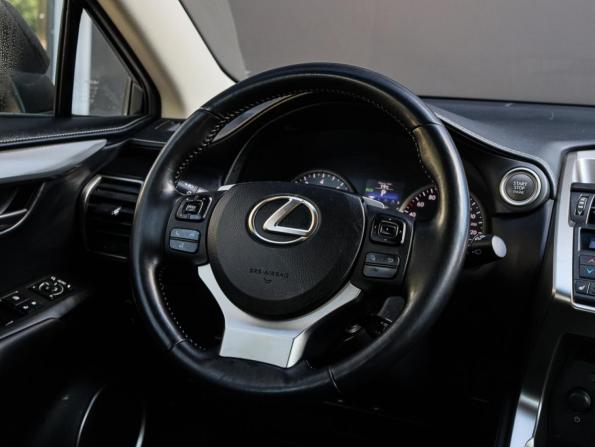 Lexus NX I с пробегом 2016 года, цена 3 250 000 рублей, 63180 км, внедорожник, Автокод Объявления
