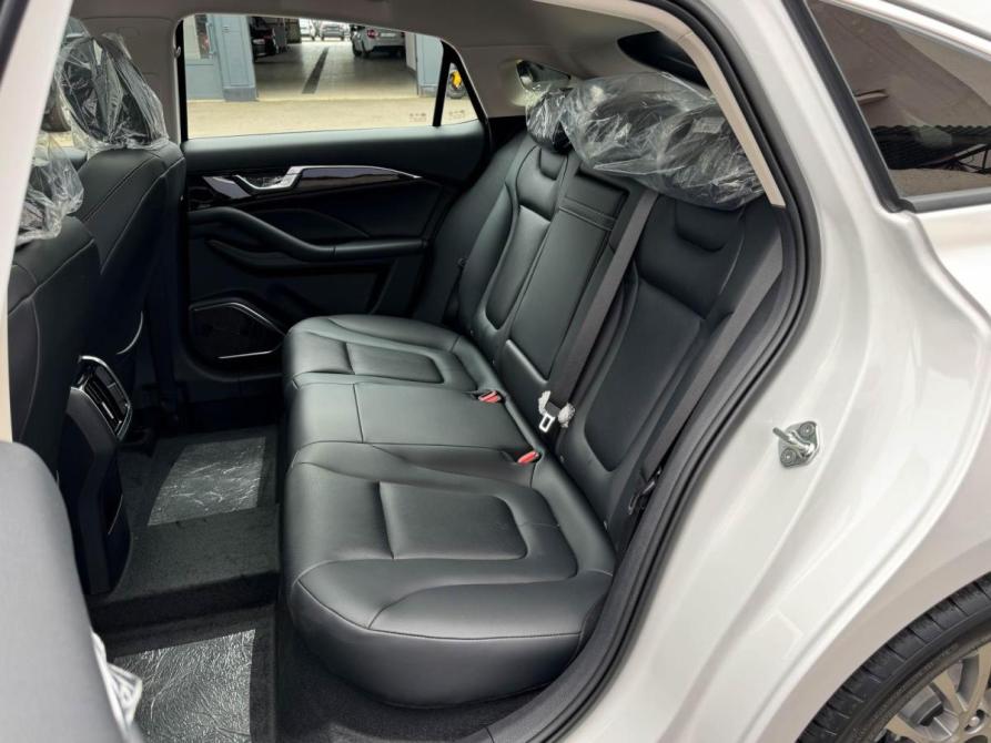 FAW Bestune B70 I Кропоткин  - изображение 9